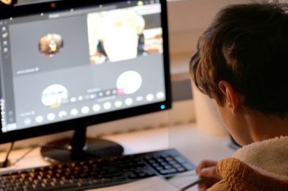 Школи та садочки у Києві самостійно ухвалюватимуть рішення щодо переходу на дистанційне навчання