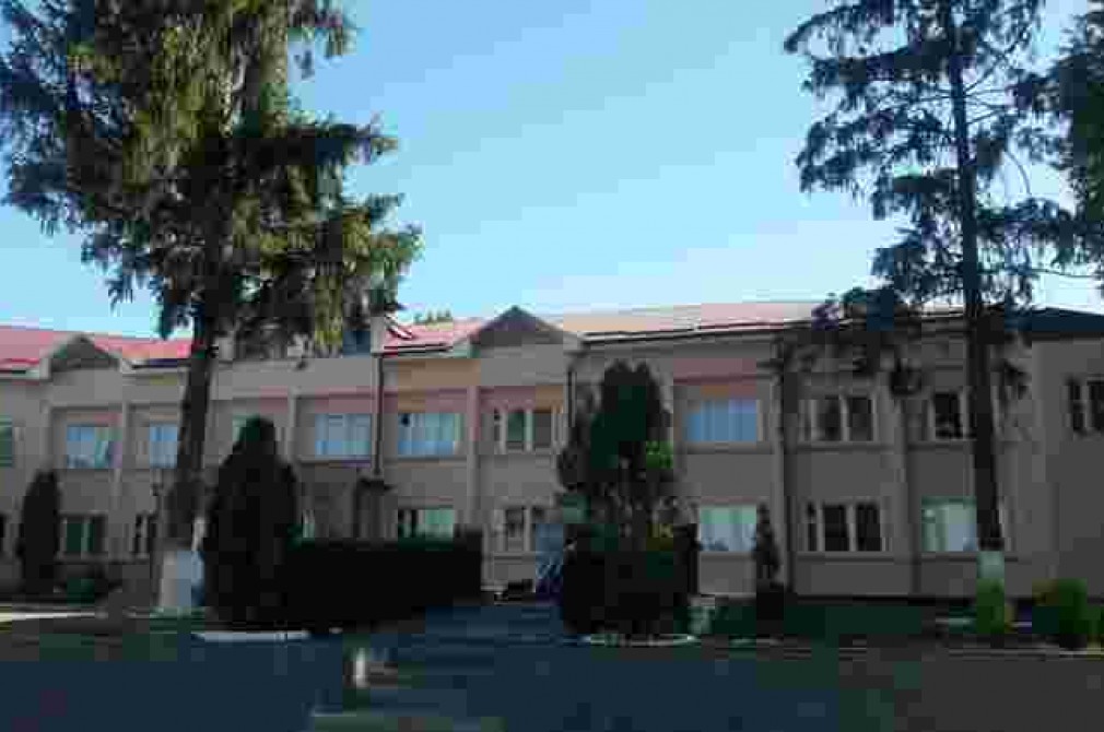 Із понеділка школи Хмельницького вийдуть на очне навчання