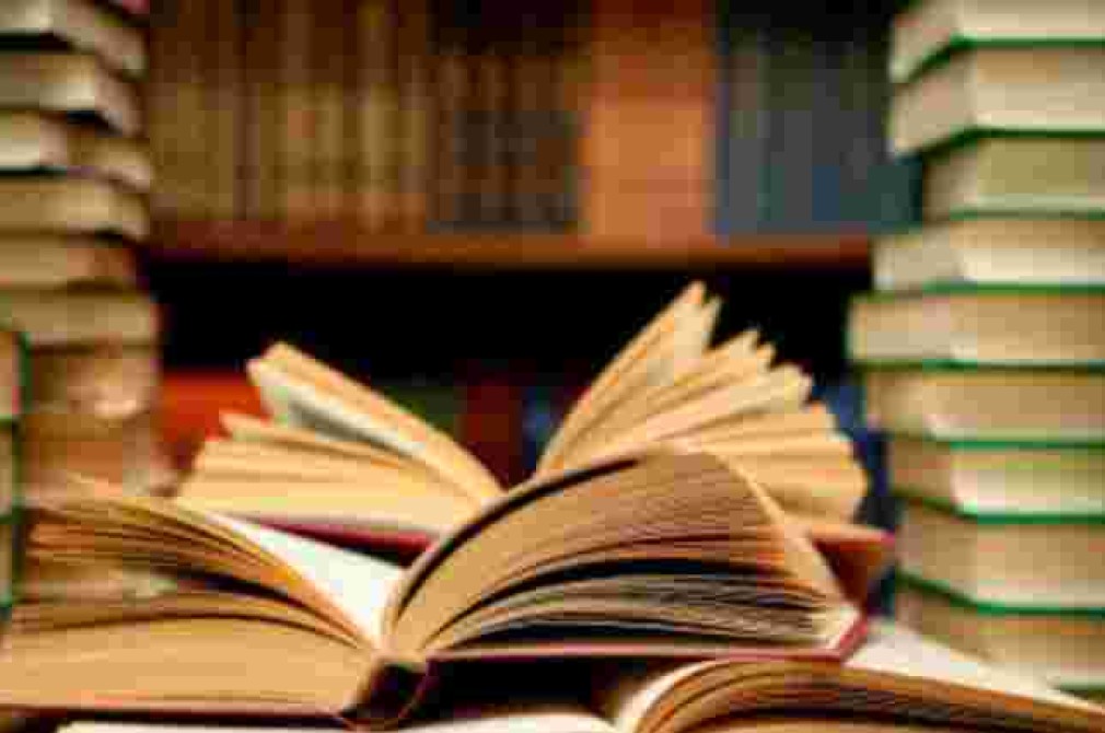 На Харківщині російські загарбники вилучали зі шкіл українську літературу