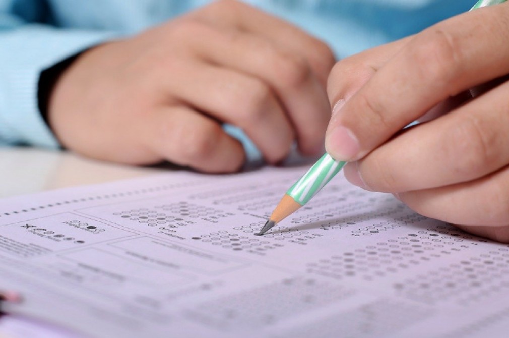 Для учнів 4 та 9 класів скасували складання державної підсумкової атестації